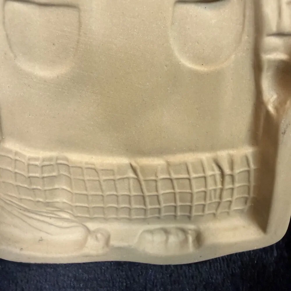 Brown Bag Cookie Art Molds Spot the Dog & Mama Kitty Cat Set of 2 Vintage 1988